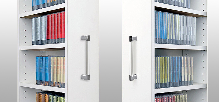 左右どちらからでも引き出せる両面化粧仕上げ